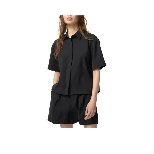 UNIQLO Черные Женские Рубашки