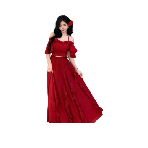 Винтажный красный комплект одежды для женщин, включающий юбку
