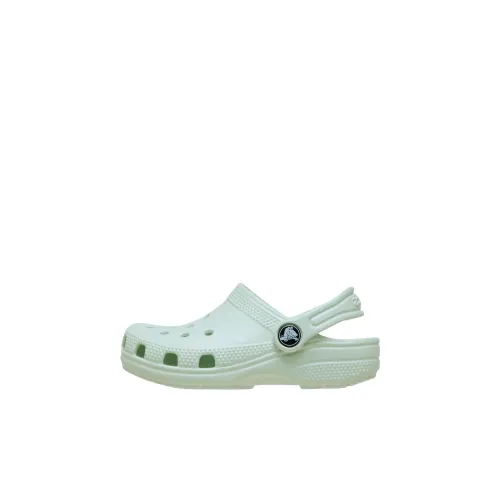 Crocs Classic Clog Низкий Топ Обувь для малышей Зеленый Infant и Toddler