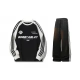 Чёрный и белый топ + чёрные штаны