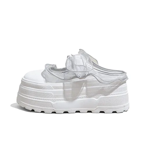 A Poinsettia Princess Домашние тапочки Женские