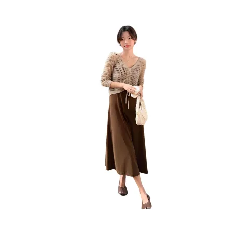 Aoaifu Сливочный Женские Комплекты с юбкой