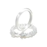 Камень лунного нефрита для поиска мечты