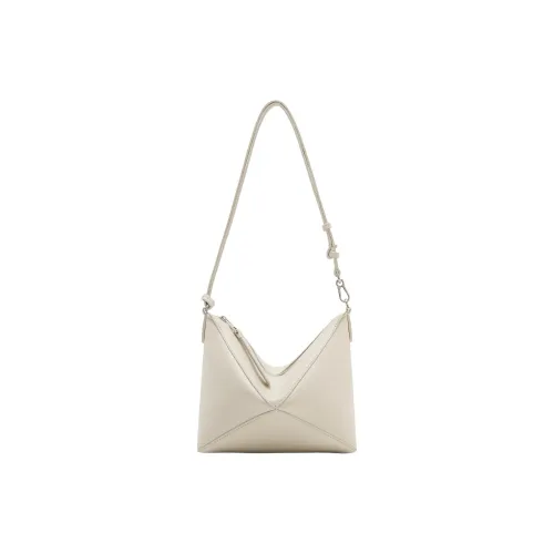 LOEWE Сумки через плечо Женские