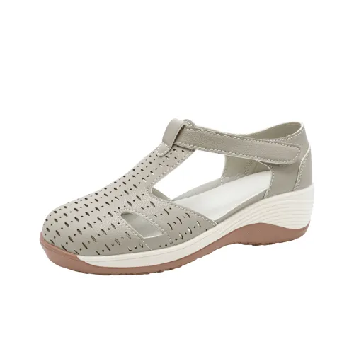 Reivanti Повседневная обувь Женская Серого цвета