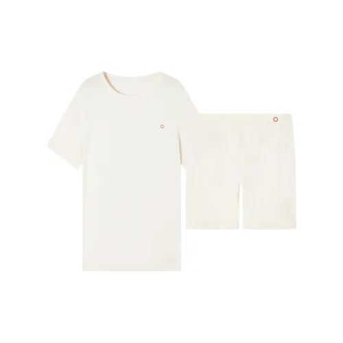 Легкий спортивный костюм для женщин