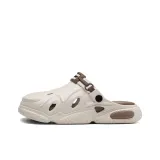 Бежево-коричневый