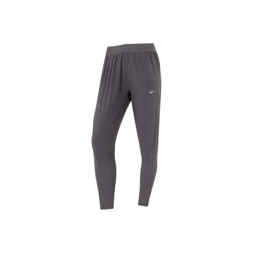 Nike Sports Life Collection Спортивные брюки Женские