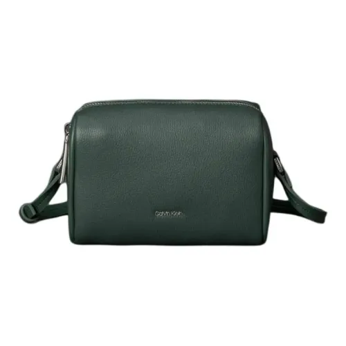 Calvin Klein ПУ (полиуретан) Camera Сумка Плечевая сумка Женская Зеленая