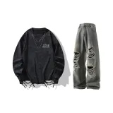 Чёрный с длинными рукавами + винтажные синие джинсы