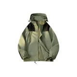 Светло-зеленый