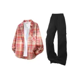 Red Shirt + Black Casual Pants  
Красная рубашка + черные повседневные штаны