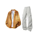 Yellow Shirt + Light Gray Casual Pants  
Желтая рубашка + светло-серые повседневные штаны