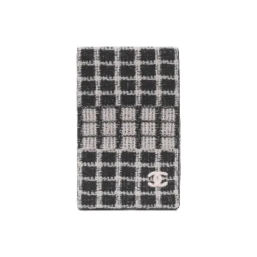 CHANEL Вязаные шарфы Унисекс