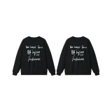 Черный свитшот с круглым вырезом