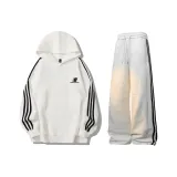 Белый топ + бело-серые штаны