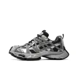 Чёрный, мужской