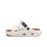 Бежево-коричневый