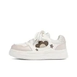 Бежево-коричневый