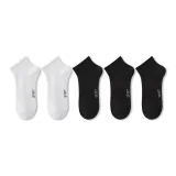 5 пар (2 белых, 3 черных)