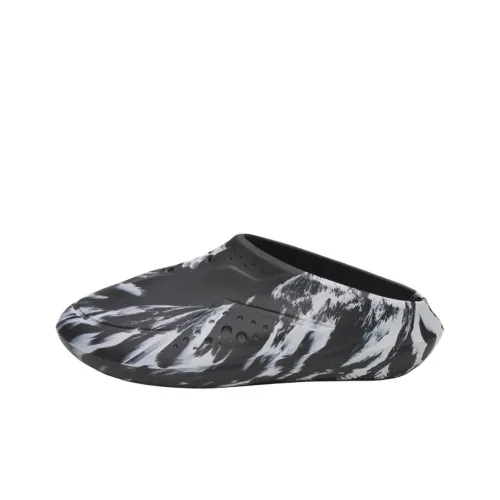 Under Armour CURRY FoamTro Нет Особенный Функция Домашние тапочки Унисекс Черный белый