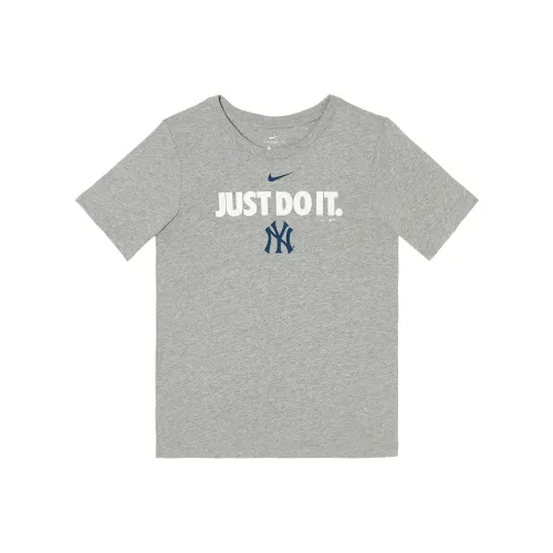 Nike x MLB Base Logo Нью-Йорк Янкис T-рубашка для подростков