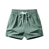 Светло-зеленый