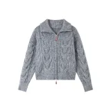 Серый трикотаж