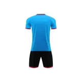 Комплект одежды (Рубашка с коротким рукавом озера синего цвета + черные шорты)