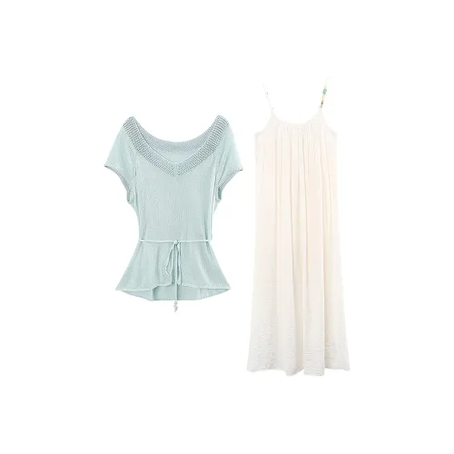 Комплект с юбкой A Paradise For Awakening для женщин