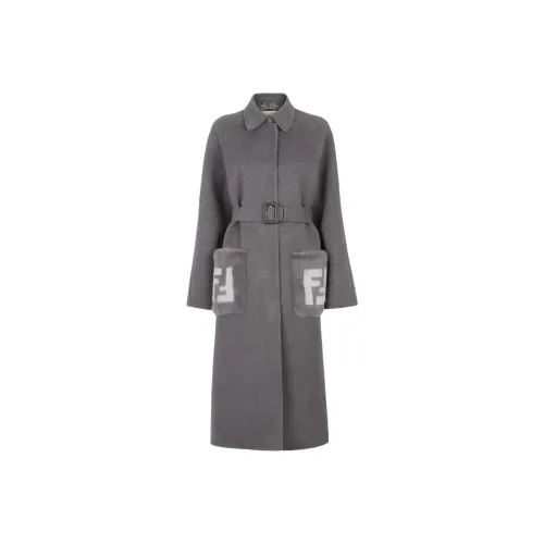 FENDI Серое Женское Пальто