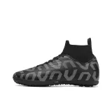 Шипы черного цвета