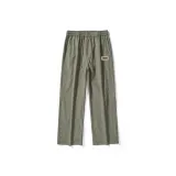 Оливковый зеленый