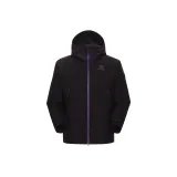 Призрачно черный