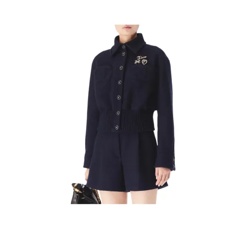 CHANEL 25B Куртки и пальто женские