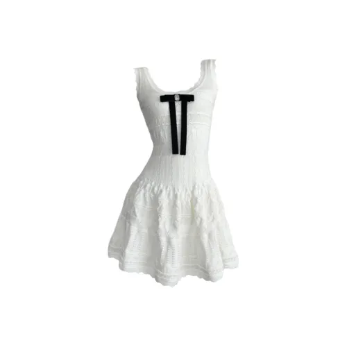 INNI Женские Платья без рукавов