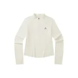 Светло-жёлтый