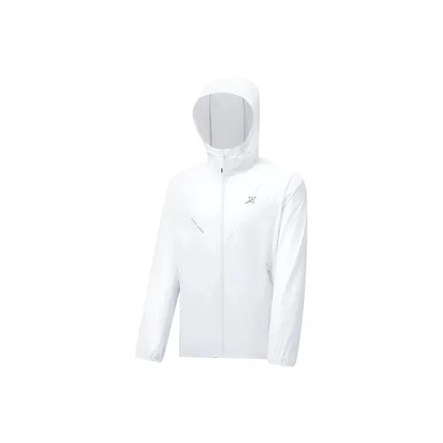 XTEP Pearl White Men's Trench Coat  
XTEP Жемчужно-белый Мужской Тренч