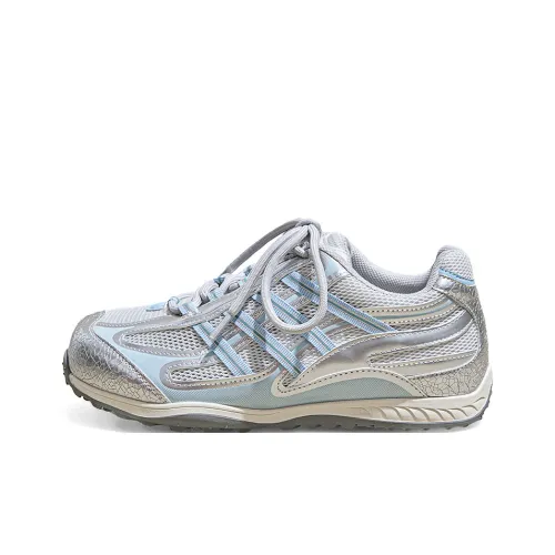 A Poinsettia Princess Casual Женские