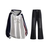 Белый серый свитшот + черный серый деним