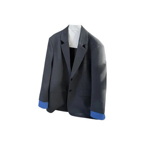 MH Женские деловые костюмы