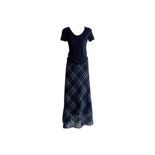 BEAUTIFUL CONFESSION Комплект с юбкой Женские