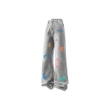 Дымчато-серый