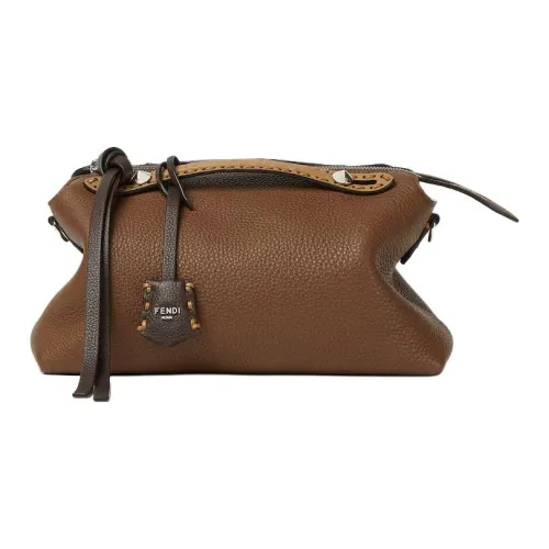 FENDI By The Way Selleria MediumРазноцветная Сумка Selleria, Прошитая Вручную 192 Стежками