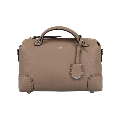 FENDI By The Way Series Кожа Плечо Сумка через плечо Сумка среднего размера Женская Серого цвета