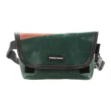 Тёмно-зелёный