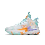 Лунно-белый