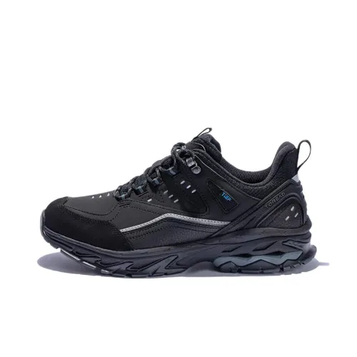 TOREAD Slip-resistant Abrasion-resistant Low Top Hiking Shoes Men's Black TOREAD Противоскользящие Устойчивые к истиранию Низкие Кеды Походная Обувь Мужская Черная