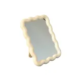 Кремовый белый