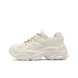 Бежево-абрикосовый